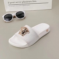 $42.50 USD Versace Slippers For Men #365643