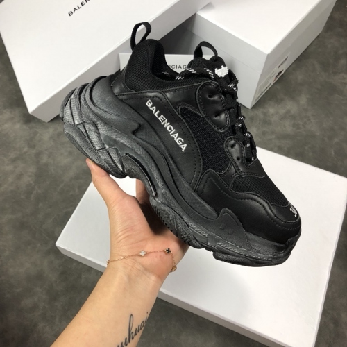 Balenciaga Shoes For Men #423011