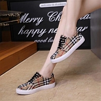 $80.00 USD Burberry Shoes For Women #423472