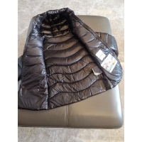 $176.00 USD Moncler Down Feather Coat Long Sleeved For Women #793197