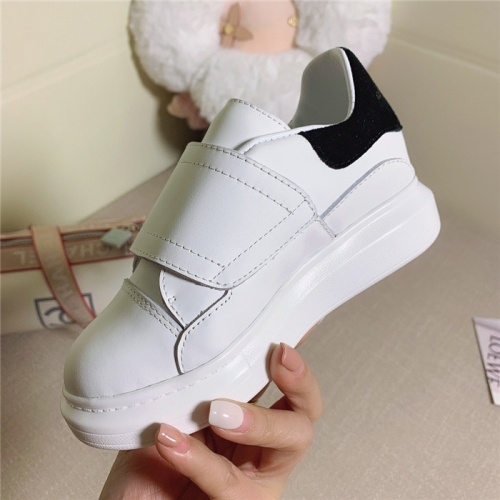 Replica Alexander McQueen Kids\'Shoes For Kids #831113 $66.00 USD for Wholesale