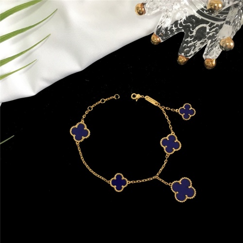 Van Cleef & Arpels Bracelets For Women #835365