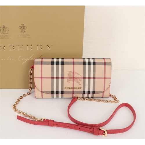 Burberry AAA Messenger Bags For Women #855550