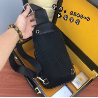 $72.00 USD Versace AAA Man Messenger Bags #872603