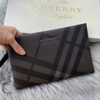 $60.00 USD Burberry AAA Man Wallets #893278