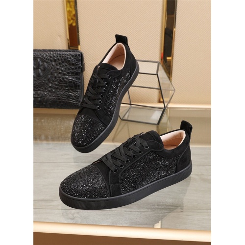 Christian Louboutin Casual Shoes For Men #902479