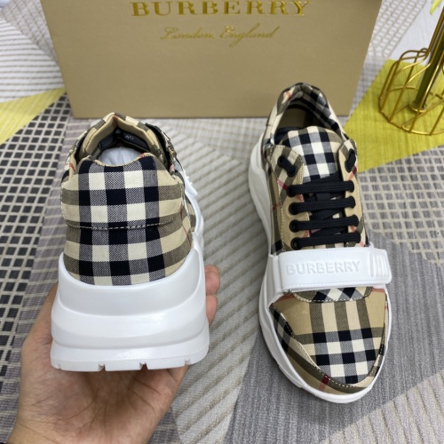 Replica Burberry Casual Shoes For Men #906271 $90.00 USD for Wholesale