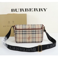 $102.00 USD Burberry AAA Quality Messenger Bags For Women #939616