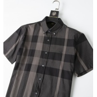 $32.00 USD Burberry Shirts Short Sleeved For Men #947934