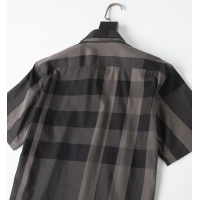 $32.00 USD Burberry Shirts Short Sleeved For Men #947934