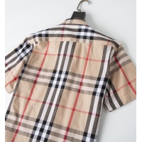 $32.00 USD Burberry Shirts Short Sleeved For Men #947944