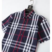 $32.00 USD Burberry Shirts Short Sleeved For Men #947945