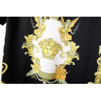 $26.00 USD Versace T-Shirts Short Sleeved For Men #949609