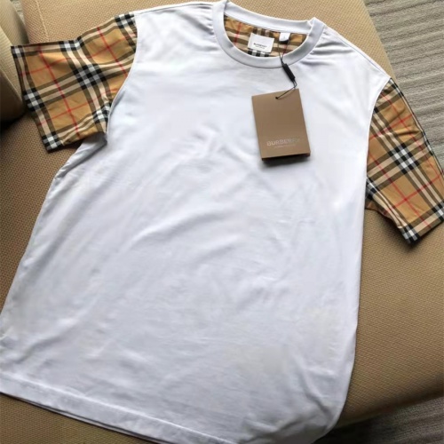 Replica Burberry T-Shirts Short Sleeved For Women #962649 $45.00 USD for Wholesale