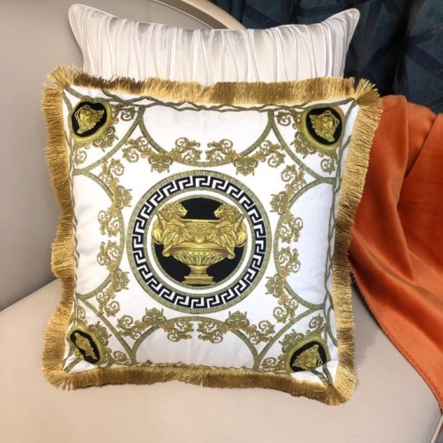 Versace Pillows #963805