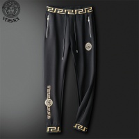 $92.00 USD Versace Tracksuits Long Sleeved For Men #961091