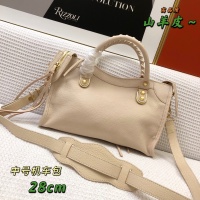 $160.00 USD Balenciaga AAA Quality Handbags For Women #966801