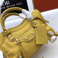 $160.00 USD Balenciaga AAA Quality Handbags For Women #966808