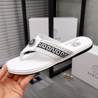 $42.00 USD Versace Slippers For Men #968610