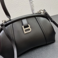 $112.00 USD Balenciaga AAA Quality Handbags For Women #971654