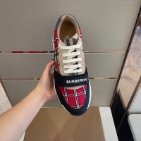 $76.00 USD Burberry Casual Shoes For Men #982271