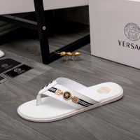 $42.00 USD Versace Slippers For Men #988507