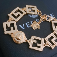 $38.00 USD Versace Bracelet #993373