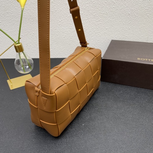 Replica Bottega Veneta BV AAA Quality Messenger Bags #1005459 $98.00 USD for Wholesale