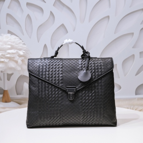 Bottega Veneta AAA Man Handbags #996446