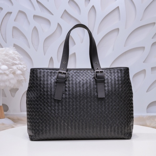 Bottega Veneta AAA Man Handbags #996449