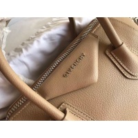 $182.00 USD Givenchy AAA Quality Handbags For Women #997648