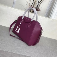 $182.00 USD Givenchy AAA Quality Handbags For Women #997662