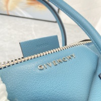 $172.00 USD Givenchy AAA Quality Handbags For Women #997679