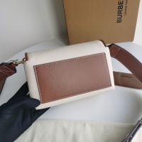 $172.00 USD Burberry AAA Quality Messenger Bags For Women #999371