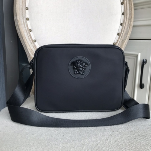 Versace AAA Man Messenger Bags #1009624