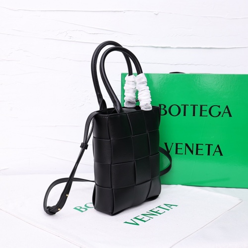 Replica Bottega Veneta BV AAA Quality Messenger Bags For Women #1012305 $98.00 USD for Wholesale