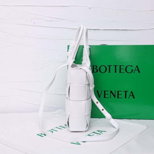 Replica Bottega Veneta BV AAA Quality Messenger Bags For Women #1012306 $98.00 USD for Wholesale