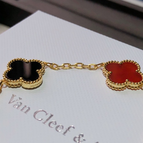 Replica Van Cleef & Arpels Bracelet For Women #1016186 $39.00 USD for Wholesale