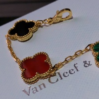 $39.00 USD Van Cleef & Arpels Bracelet For Women #1016186