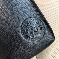 $88.00 USD Versace AAA Man Messenger Bags #1038059