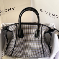 $190.00 USD Givenchy AAA Quality Handbags For Women #1038835