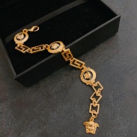 $36.00 USD Versace Bracelet #1046481