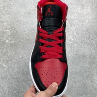 $112.00 USD Air Jordan-1-Mid For Men #1052914