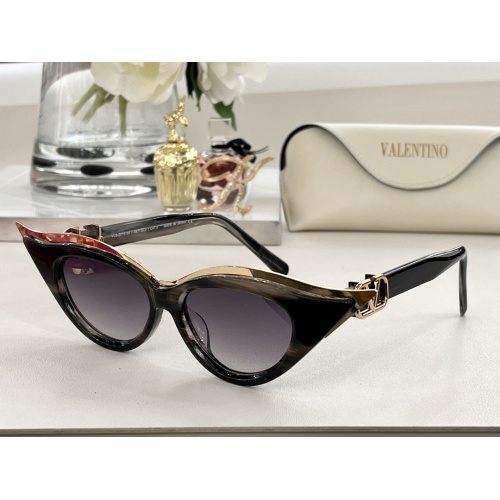 Valentino AAA Quality Sunglasses #1062336