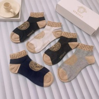 $29.00 USD Versace Socks #1055534