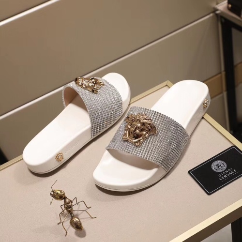 Versace Slippers For Women #1070920