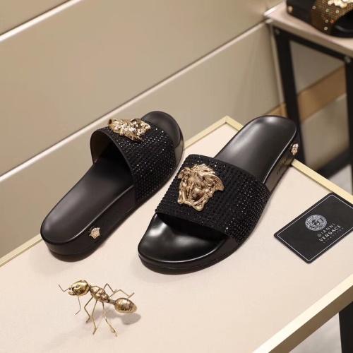 Versace Slippers For Women #1070921