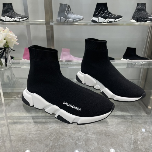 Balenciaga Boots For Women #1098888