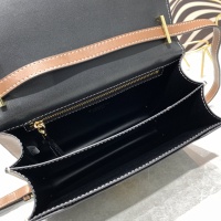 $92.00 USD Burberry AAA Quality Messenger Bags For Women #1100463