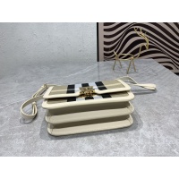 $92.00 USD Burberry AAA Quality Messenger Bags For Women #1100466